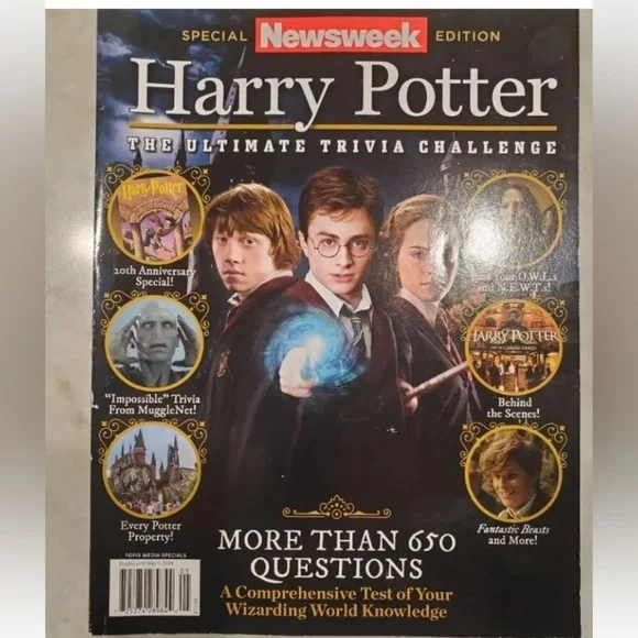 NWT Hogwarts T-shirt Sz L Newsweek Harry Potter Magazine Trivia Challenge - Picture 4 of 4